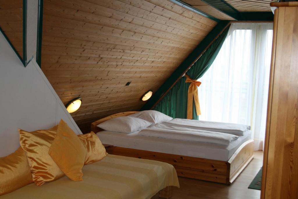 Asperner Löwe Hotel